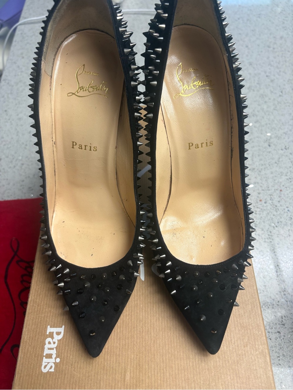 Christian Louboutin Black Spiked Pigalle Folloes Suede Pointed-Toe Pumps Sz 38.5